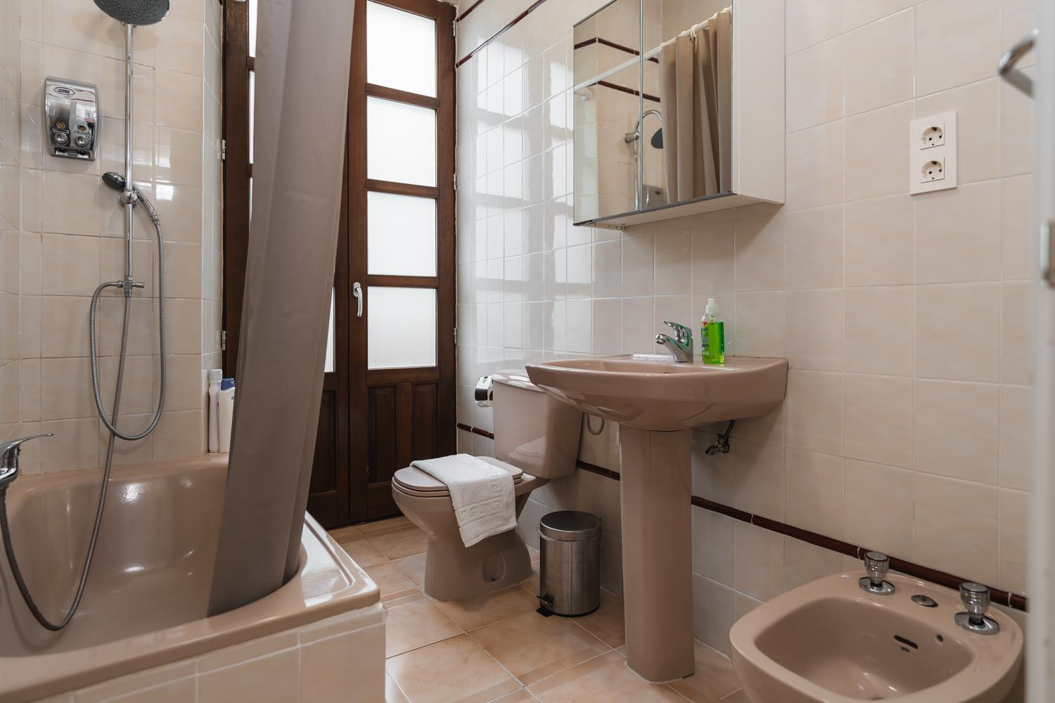 Tuguest Marques De Falces Apartments Granada Exterior photo
